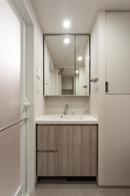 洗面設備　※写真は同タイプ住戸です。
