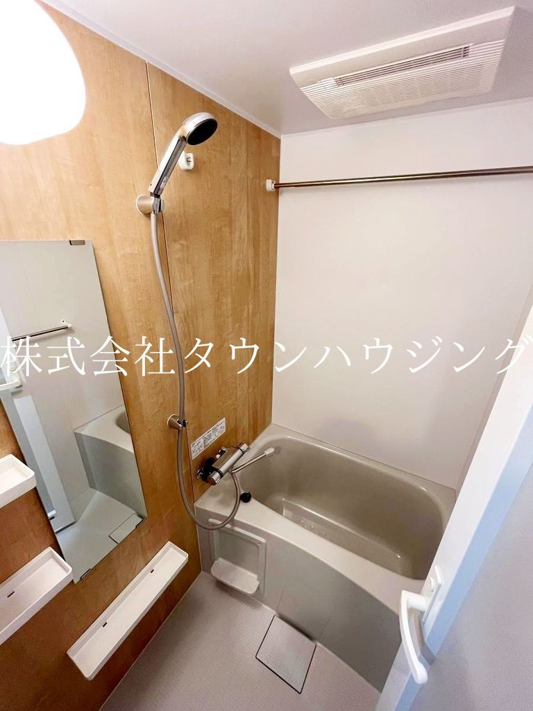 バス・シャワールーム　バス