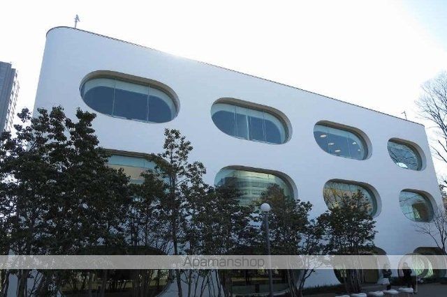 図書館　武蔵野プレイス（図書館）まで3700m
