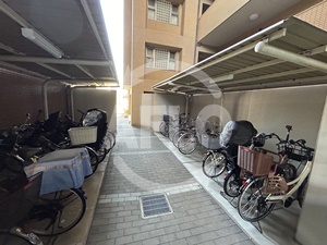 その他共有部分　ライオンズガーデン城東　駐輪場