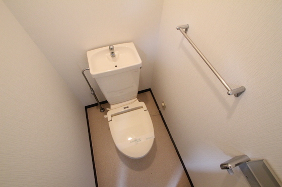 トイレ　※別部屋の写真です