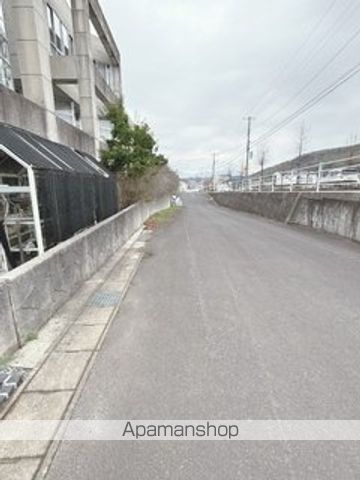 その他　前面道路（その他）まで10m
