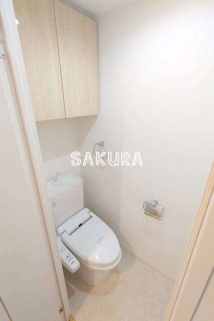 トイレ　落ち着いた色調のトイレです♪