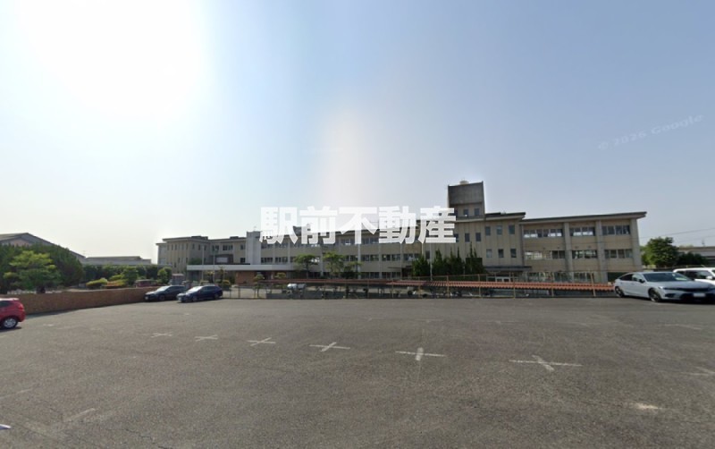 中学校　上峰中学校（中学校）まで1300m