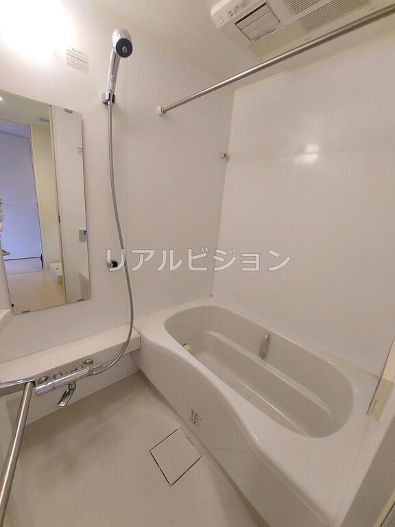 バス・シャワールーム　反転タイプ
