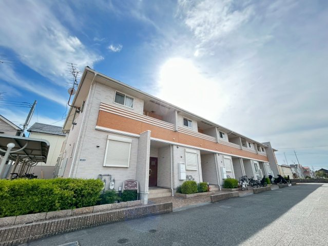 建物外観　建物外観を気になさる方へ、見た目の良い物件です