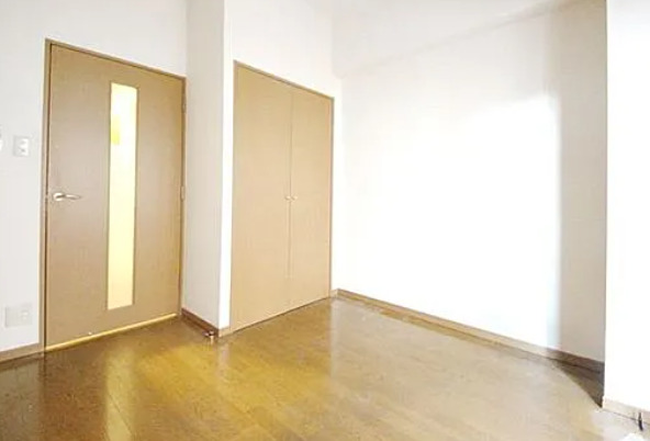居室・リビング　別部屋の画像を使用しております。