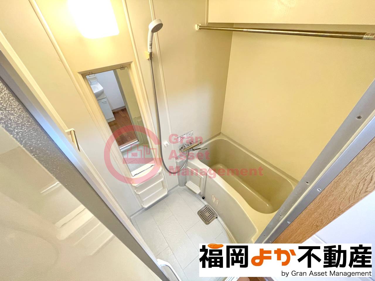 バス・シャワールーム　お風呂で日々の疲れを落としましょう