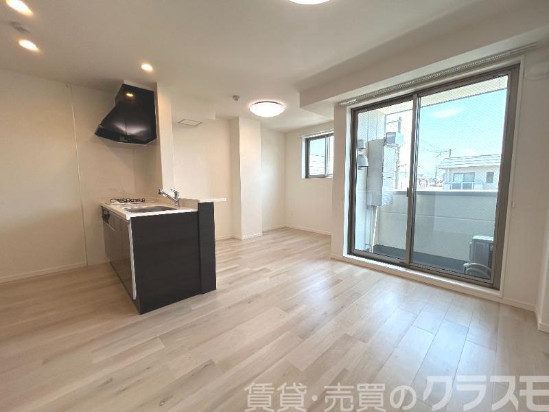居室・リビング　明るいお部屋です♪