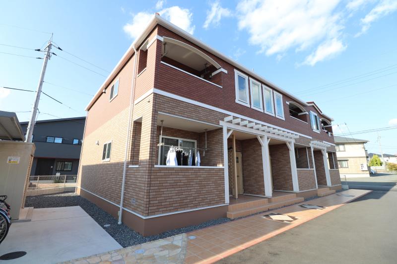建物外観　アジュールＡ　建物外観