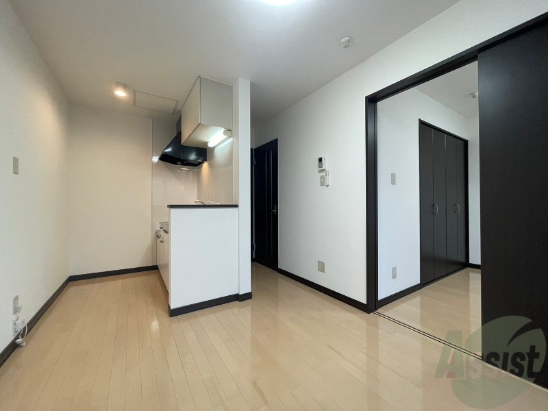 居室・リビング　広くてキレイなお部屋が広がっていて、充実した生活が送れそう。
