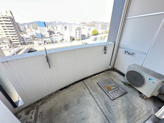 バルコニー　※別部屋の写真です
