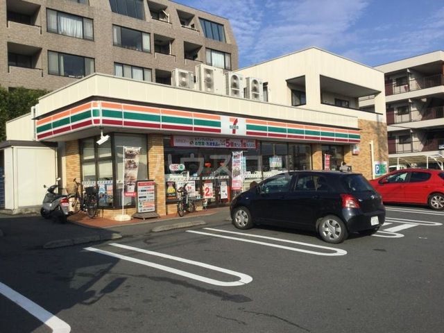 コンビニ　セブンイレブン横浜田奈店（コンビニ）まで603m
