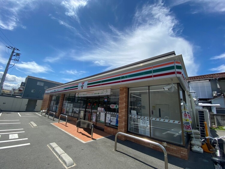 コンビニ　セブンイレブン 堺出島町3丁店（コンビニ）まで1282m