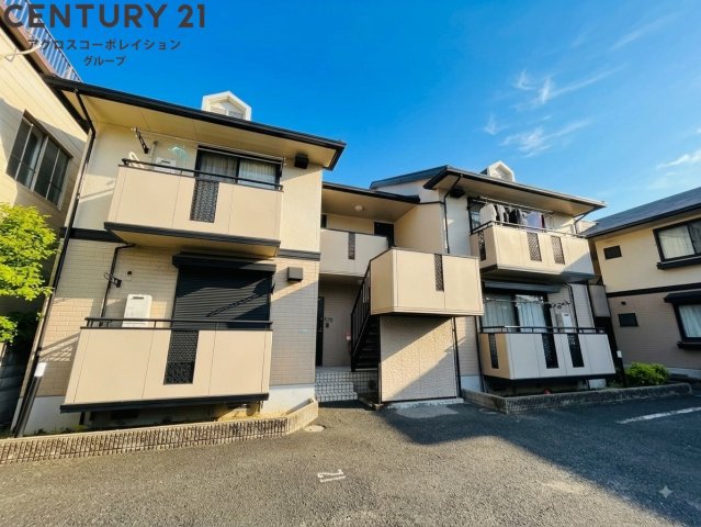 建物外観　敷地内に駐車場あります！