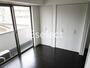 居室・リビング　明るい日差しの入るお部屋です