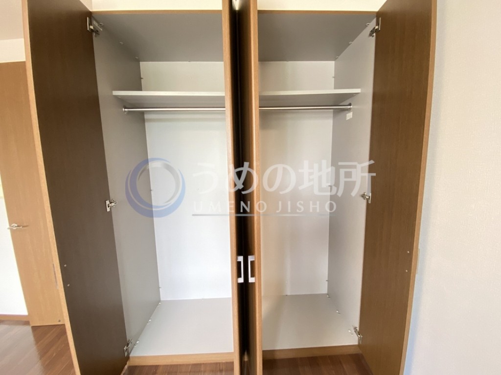収納　洋室収納