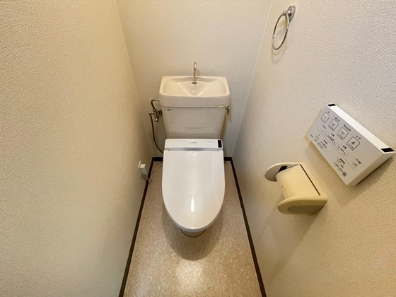トイレ　※別部屋の写真です