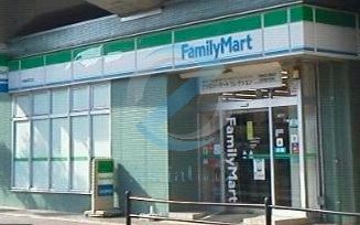 コンビニ　ファミリーマート妙典駅西口店（コンビニ）まで210m