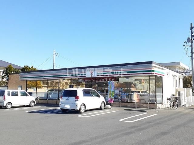 コンビニ　セブン-イレブン水戸千波中央店（コンビニ）まで368m