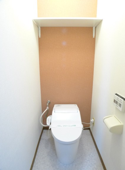 京成松戸線 みのり台駅 徒歩7分 3階建 築31年のトイレ写真
