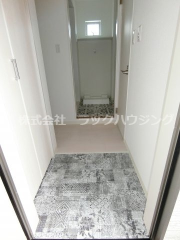 玄関　同仕様写真です