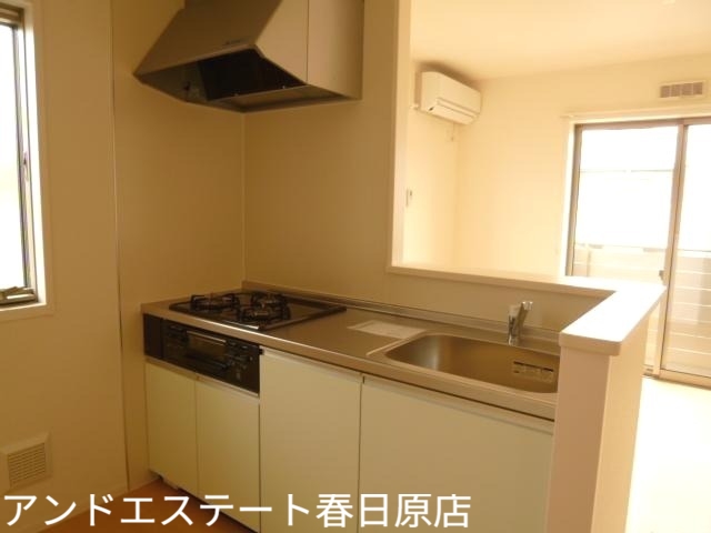 キッチン　３口のシステムキッチン