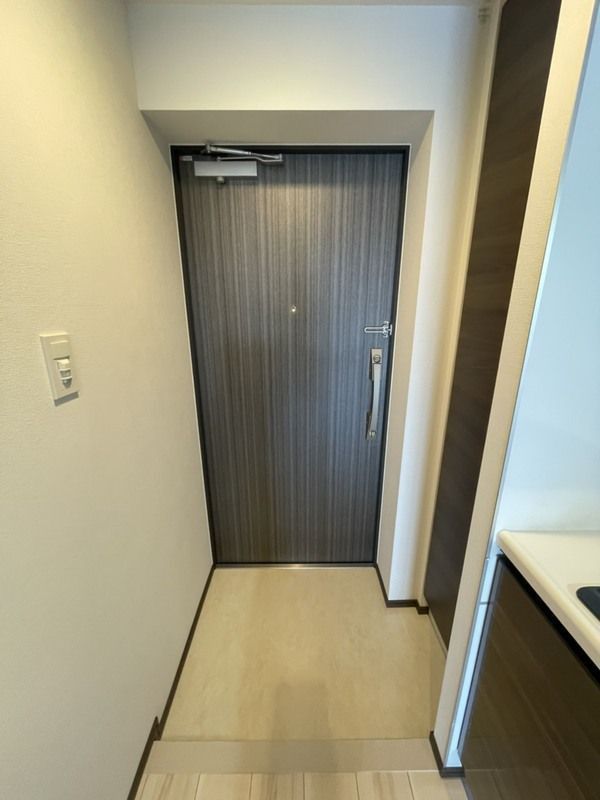 玄関　GENOVIA板橋東?町skygarden　板橋区東山町