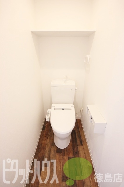 SUNNY SIDE COURTのトイレ写真