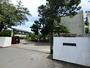 小学校　佐倉市立佐倉小学校（小学校）まで883m
