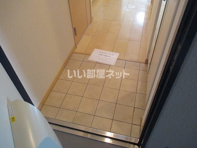ジアコスモ神戸三宮の玄関写真