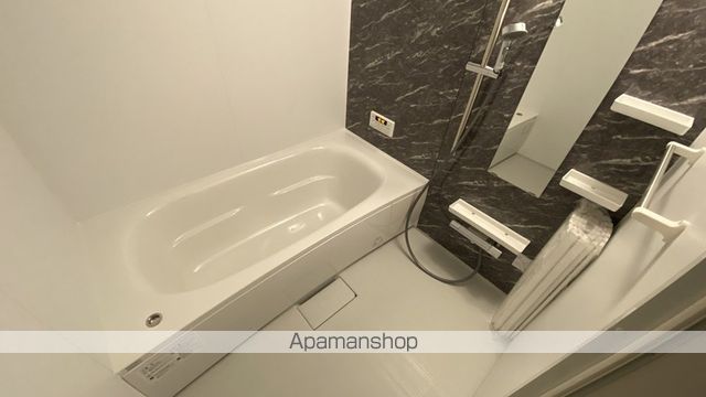 グリシーヌの風呂写真