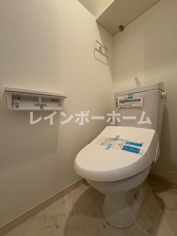 ＪＲ総武線 新小岩駅 徒歩9分 3階建 築2年のトイレ写真