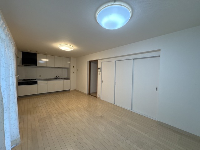 ライオンズマンション芦屋の居間写真