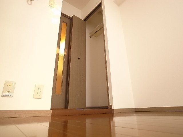 収納　【収納】同タイプ・別部屋写真
