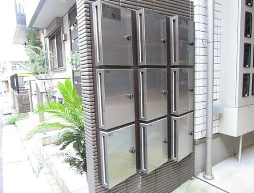 ロビー　弊社は都内全域の物件をご紹介可能です！
