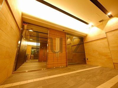 エントランス　綺麗なエントランスです！