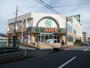 スーパー　ライフ赤塚店（スーパー）まで325m