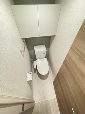 トイレ　※同物件、別部屋の写真です。