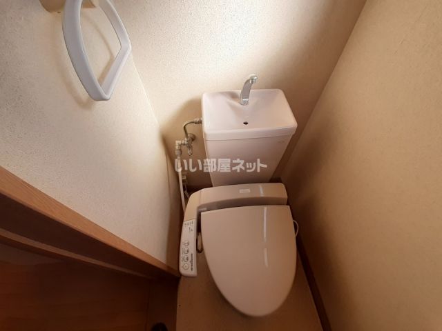 【アルフィーコートのトイレ】