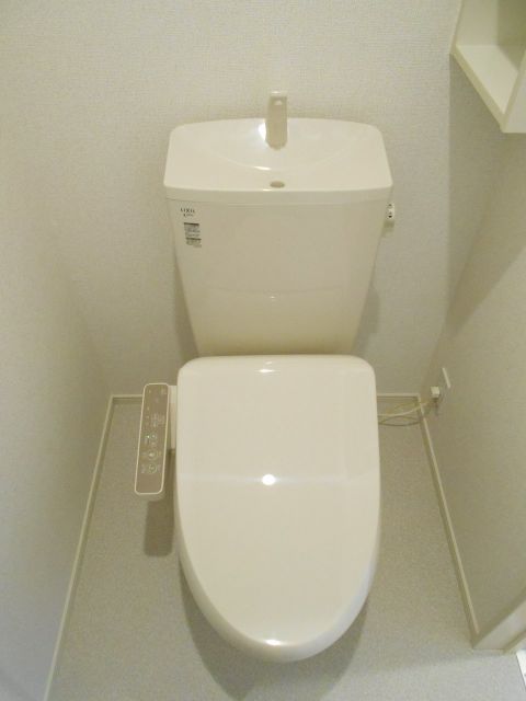 【メゾン・ド・Ｓ　Ａのトイレ】