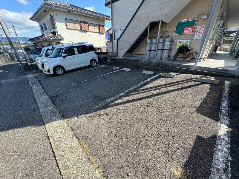 【シティベール和白東の駐車場】