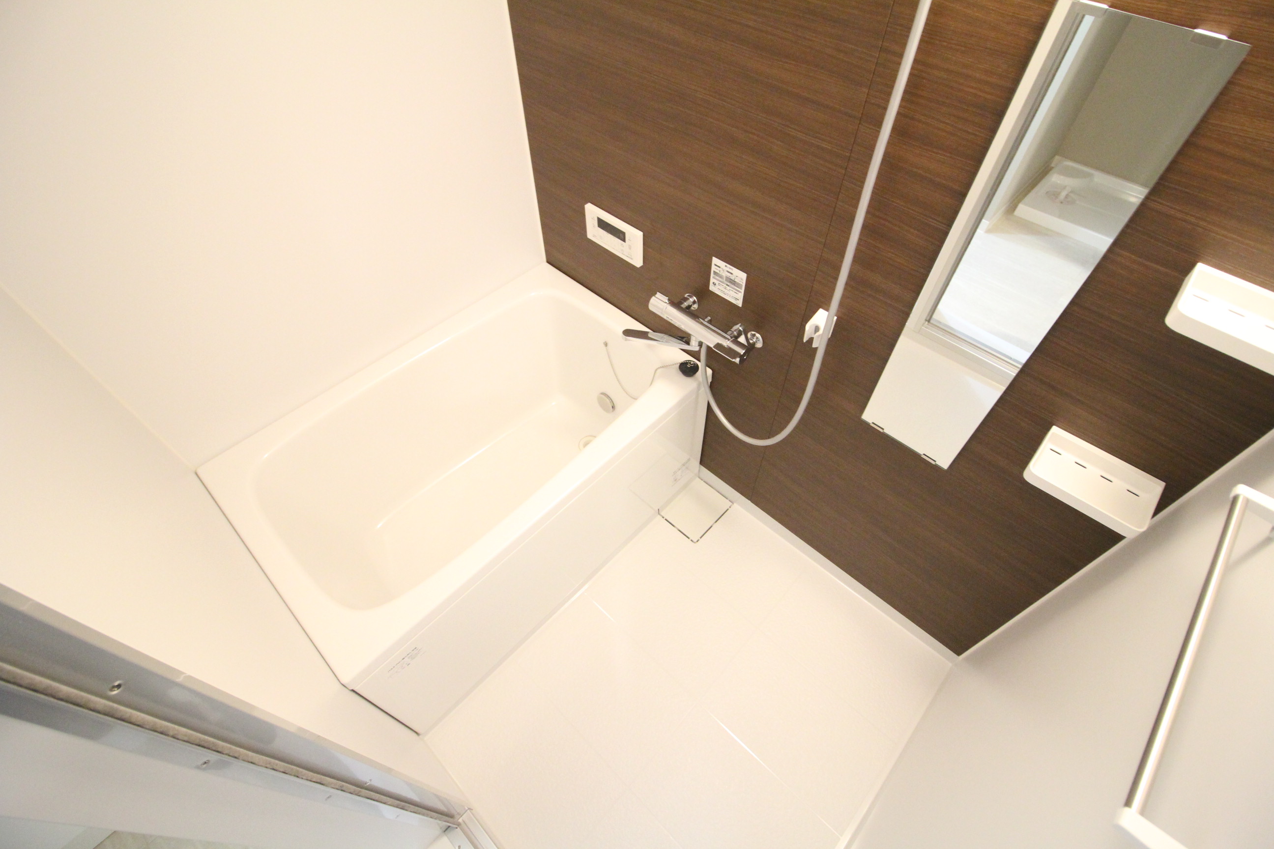 バス・シャワールーム　シンプルなバスルームです♪