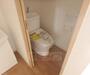 トイレ　ウォシュレット機能付きトイレです。