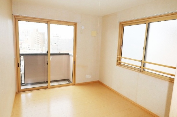 居室・リビング　ヒルズ上之屋（ＤＷ）★那覇市上之屋エリア