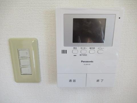 フローエンス吉田２　セキュリティ　ＴＶモニターホン