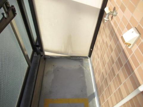 末広13番館　バルコニー　洗濯機置き場