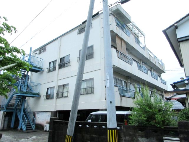 建物外観　2016年5月撮影