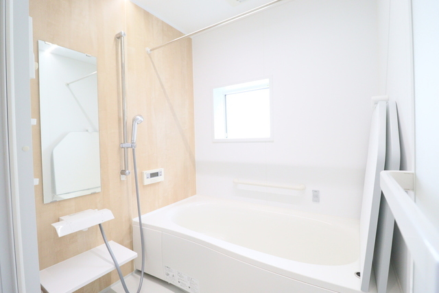 バス・シャワールーム　浴室　乾燥暖房機付