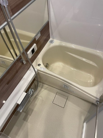 バス・シャワールーム　※別部屋の参考写真です。